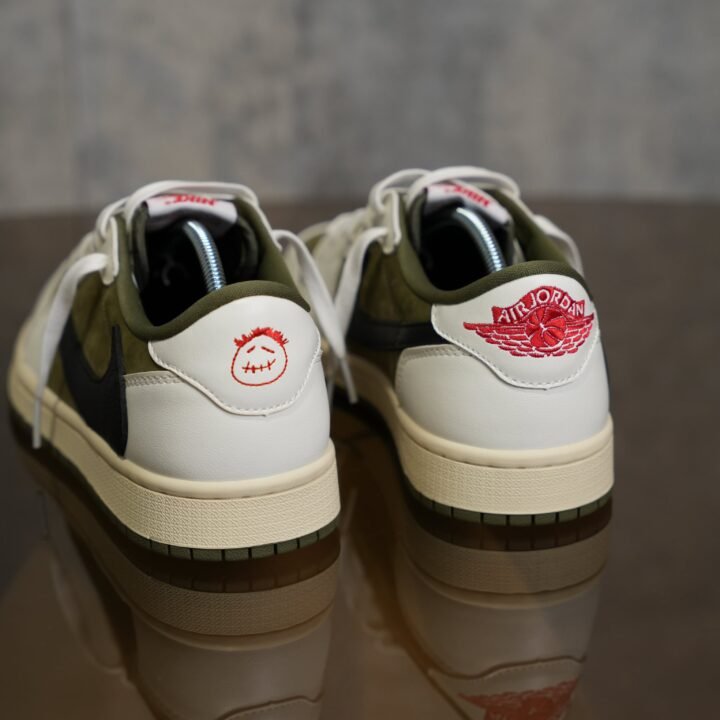 Nike -Air Jordan 1 Low Travis Scott Medium Olive - Afbeelding 7