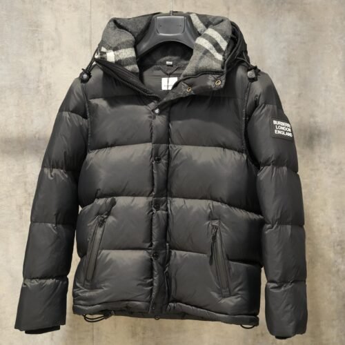Burberry Logo-Appliqué Puffer Jacket in Black Nylon