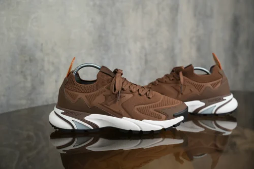 Louis Vuitton Tactic Runner - Bruin